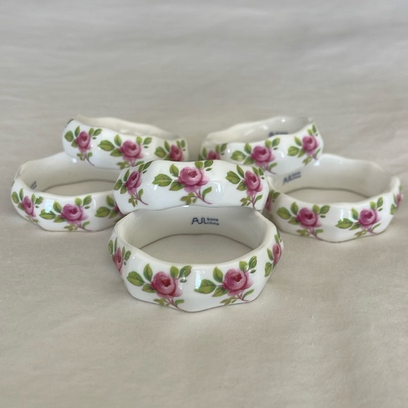 Vintage Set of Six AJL Bone China Napkin Rings Floral Design - Picture 1 of 6